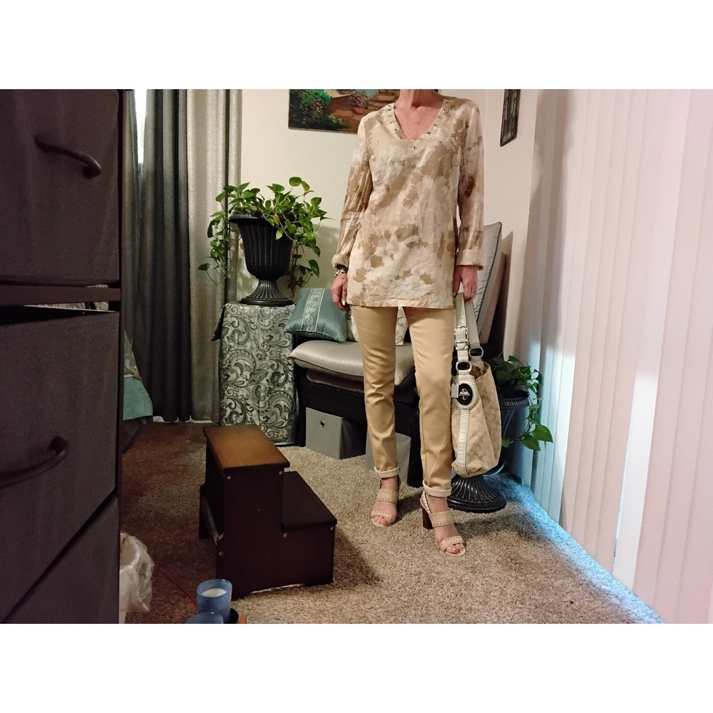Diamante Women's Size 7 Beige Stretch Pants Mid Rise Slim Leg Career Casual USA